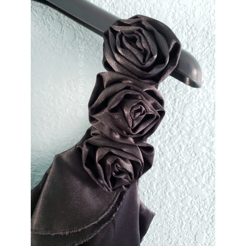 Appropriate Behavior | Rosette One-Shoulder Dress - Picture 3 of 8